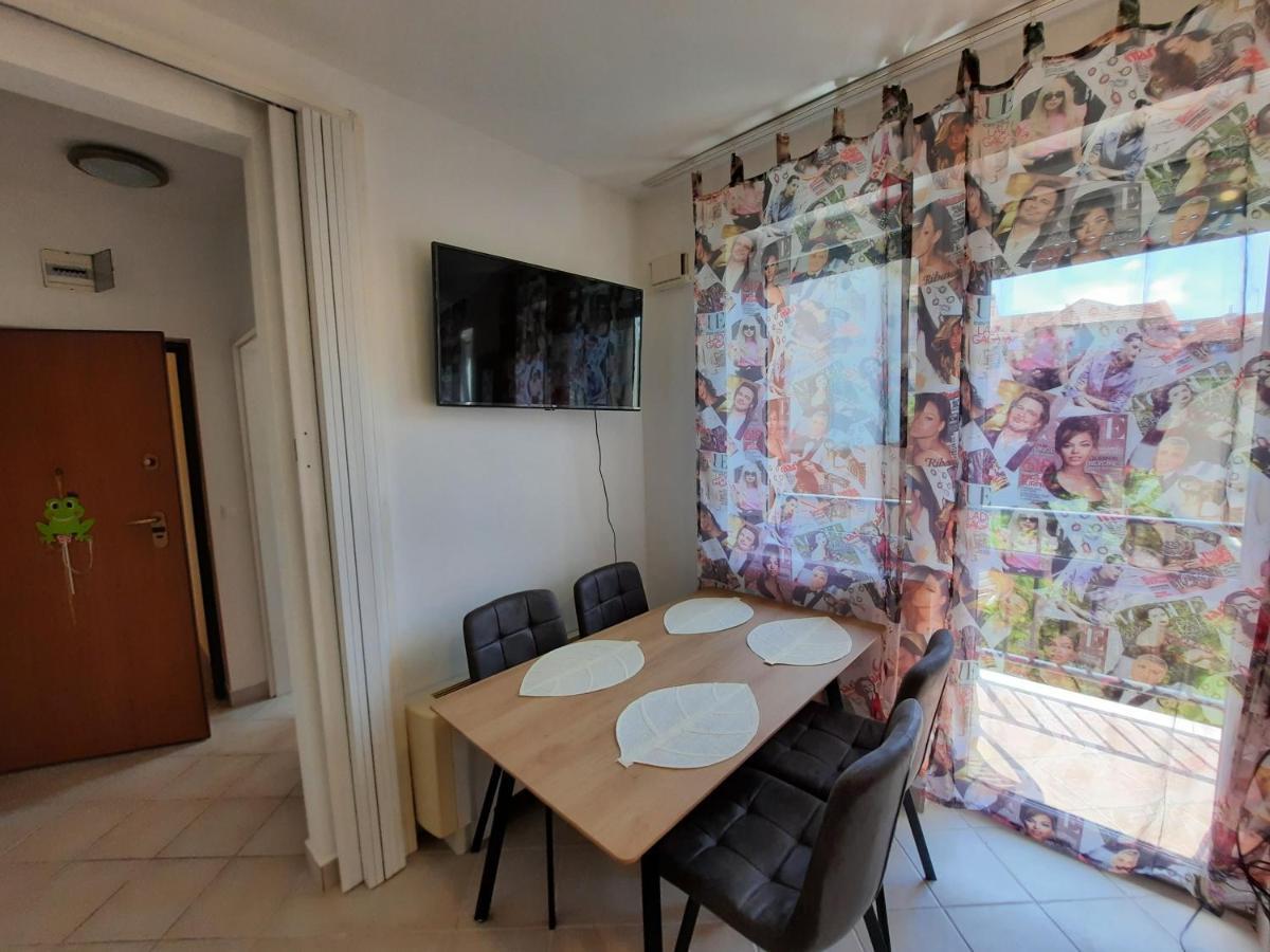 Crazy Frog Gambrinusz Ii. Apartment Hajduszoboszlo Luaran gambar